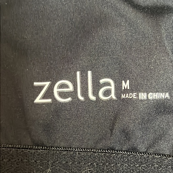 Zella Mesh Fitted Two in One Bra Top - Picture 4 of 4